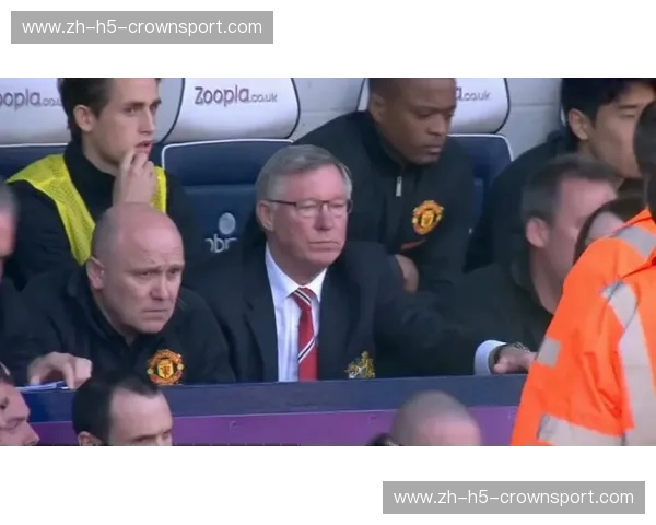 红魔梦魇还是山楂奇迹?西布朗与曼联的绿茵博弈,不仅是豪门的试金石 红魔梦魇还是山楂奇迹?西布朗与曼联的绿茵博弈,不仅是豪门的试金石